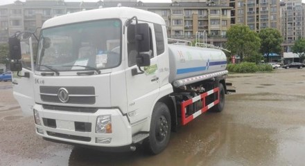 國(guó)六灑水車(chē)價(jià)格、配置與圖片全解析